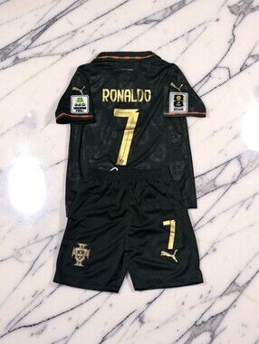 Ronaldo Portugal Pantera Negra 2026 Kids Kit #7 Jersey & Shorts